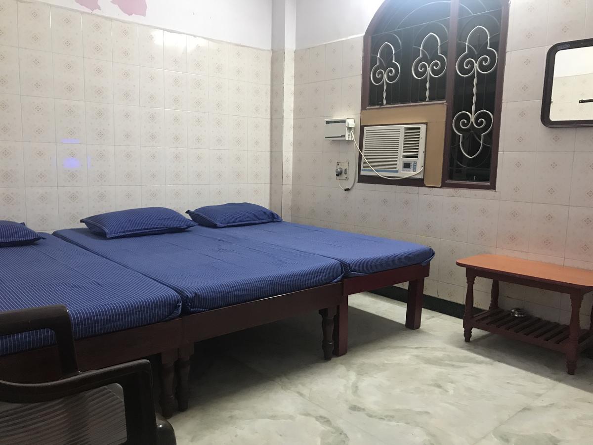 Merit Guest House Ченнаи Экстерьер фото