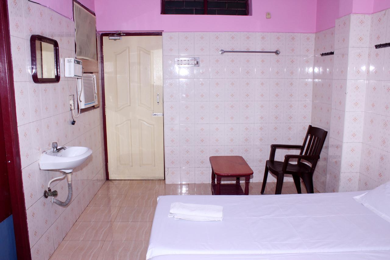Merit Guest House Ченнаи Экстерьер фото