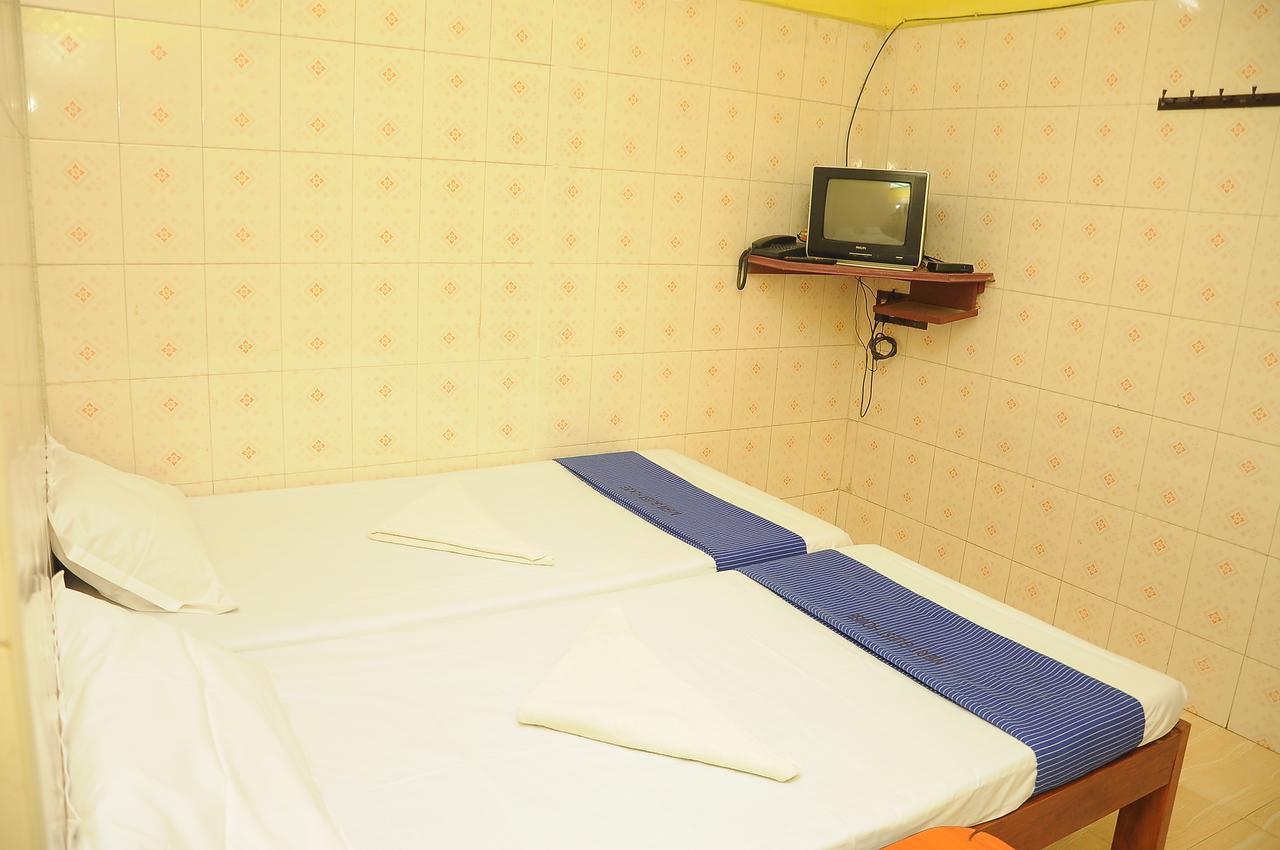 Merit Guest House Ченнаи Экстерьер фото