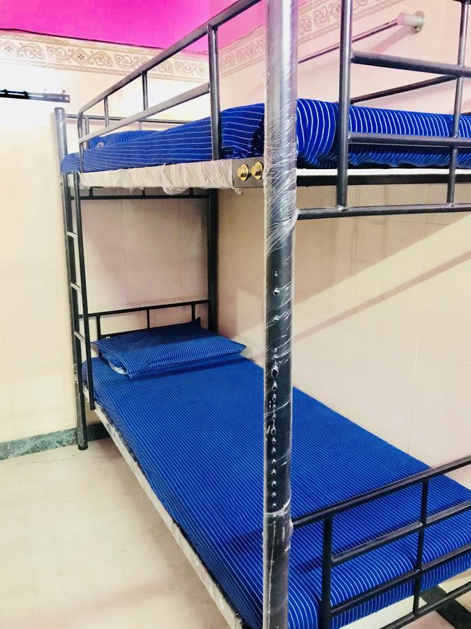 Merit Guest House Ченнаи Экстерьер фото